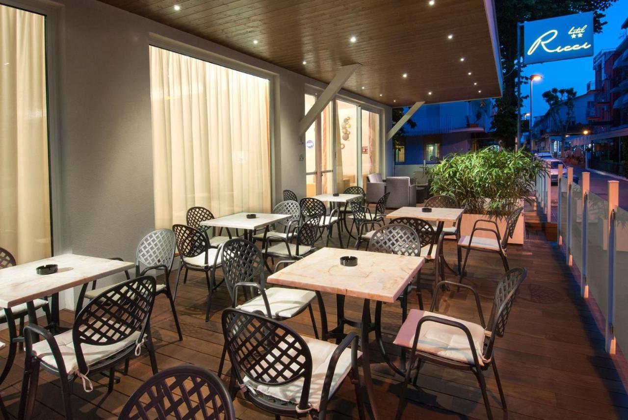 רימיני Hotel Ricci מראה חיצוני תמונה