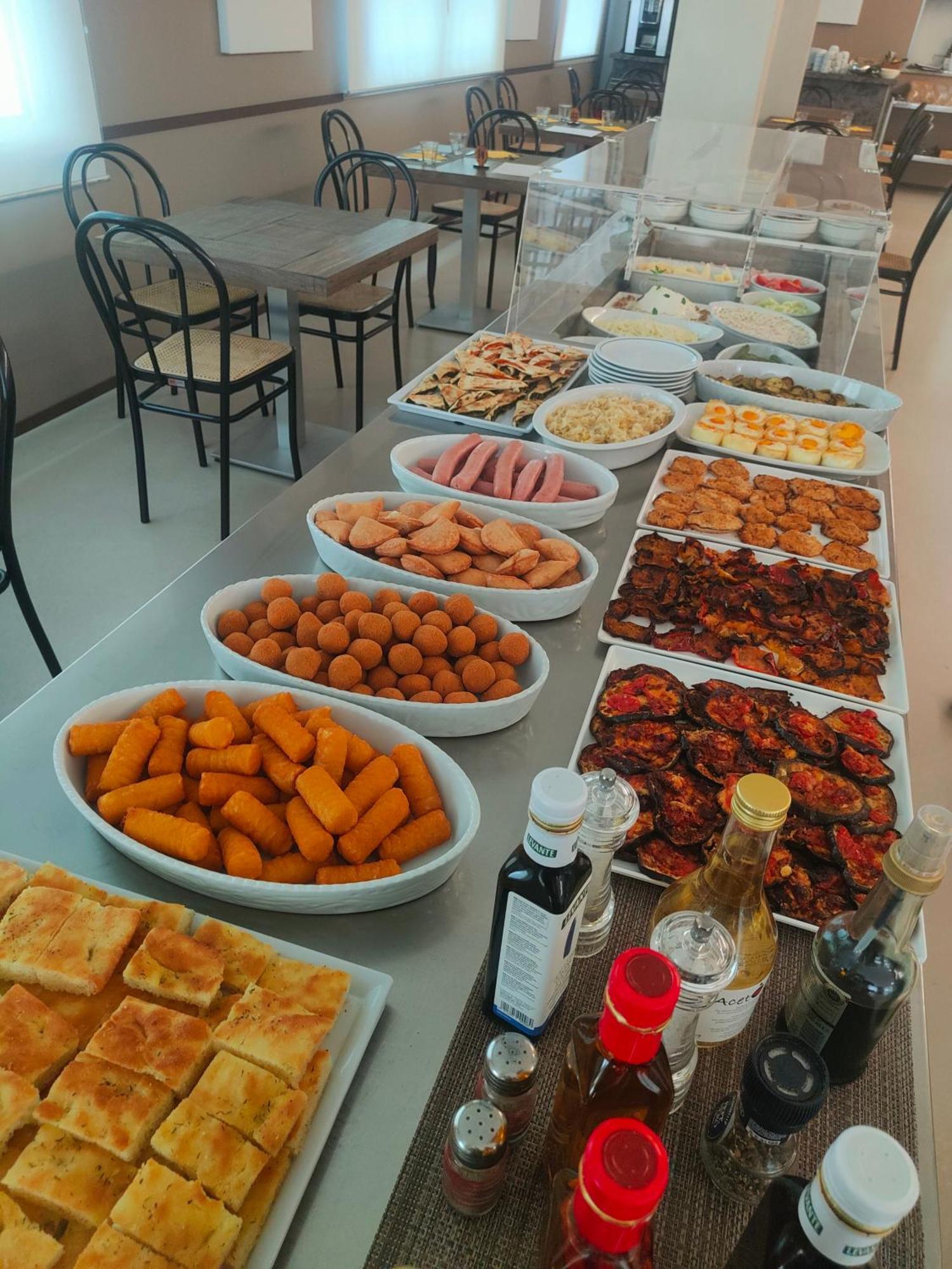 רימיני Hotel Ricci מראה חיצוני תמונה