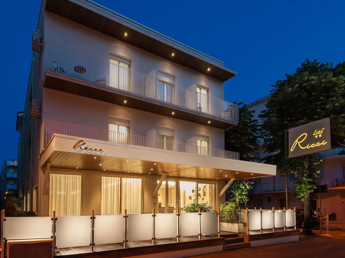 רימיני Hotel Ricci מראה חיצוני תמונה